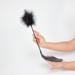 SECRET PLAY FEATHER DUSTER AND BLACK WHIP